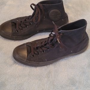 Men's Chuck Taylor Size 10